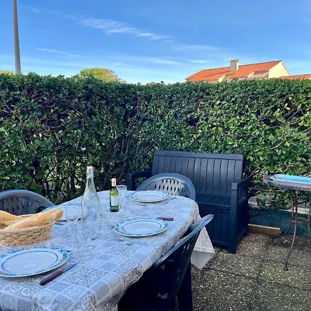 Апартаменты Le Marseillanais 1ch Wifi Acces Terrasse Марсейан
